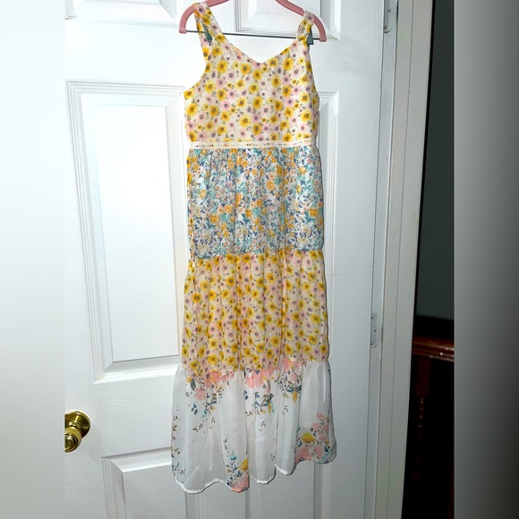 Zenzi Floral Little Girl’s Size 6 Dress - Picture 1 of 4